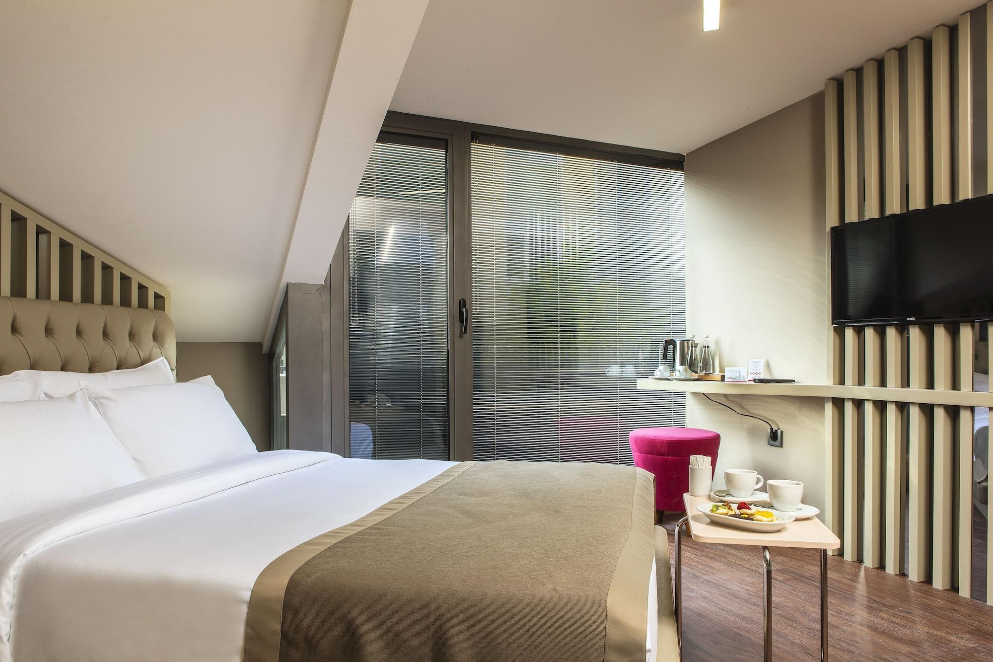 The City Suites Istanbul Exterior photo