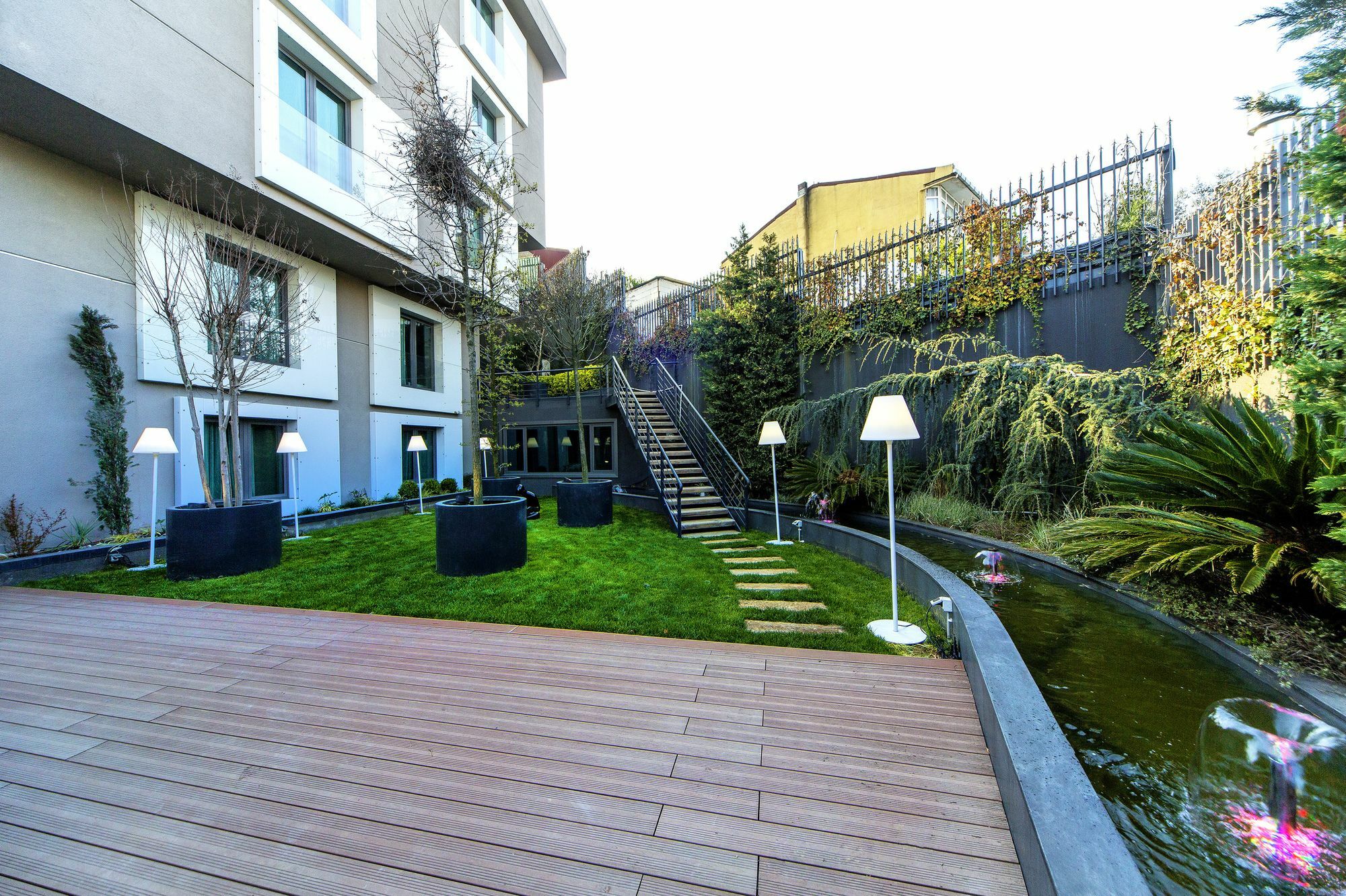The City Suites Istanbul Exterior photo